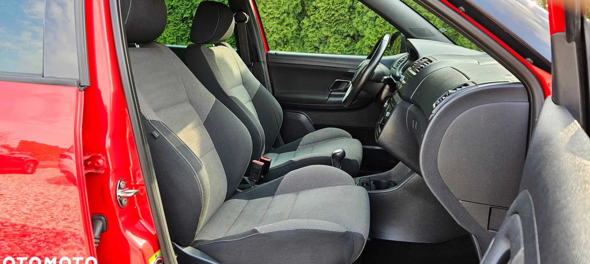 Skoda Fabia cena 23800 przebieg: 118537, rok produkcji 2011 z Piechowice małe 277